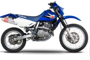 Suzuki-DR650-original 5-by-Diamond-Atelier-750x500-compa
