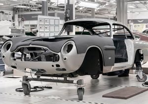 Aston Martin DB5 Goldfinger Continuation equipamiento