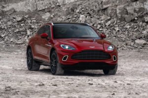 Aston Martin DBX tamaño