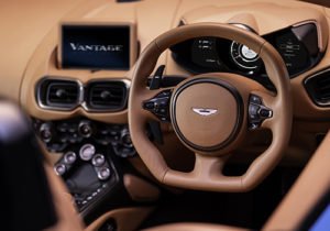 Aston Martin Vantage Roadster cuadro de instrumento