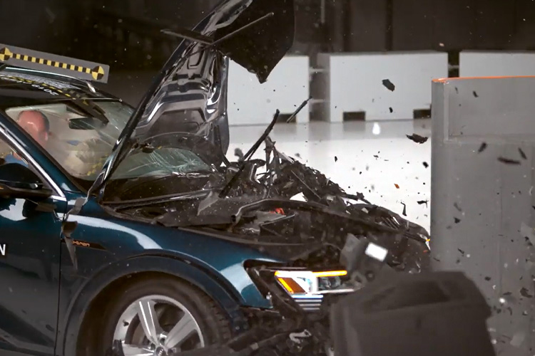Audi e-tron vehiculo electrico más seguro del mundo
