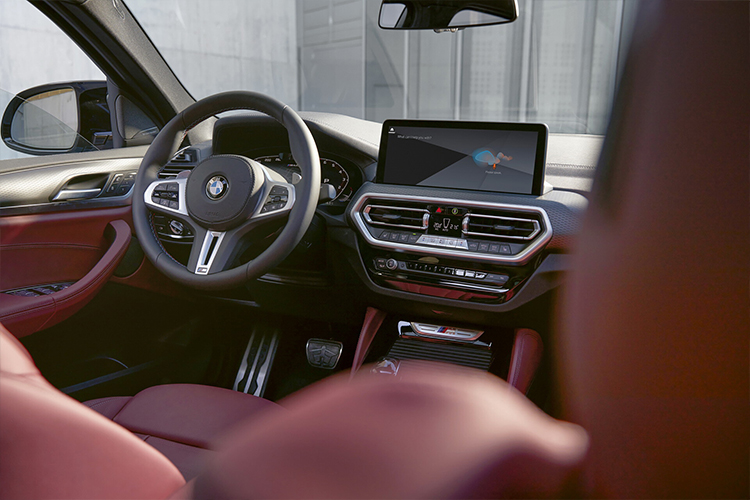 BMW X4 2022 rediseñado y tecnológico sistema de infoentretenimiento equipamiento