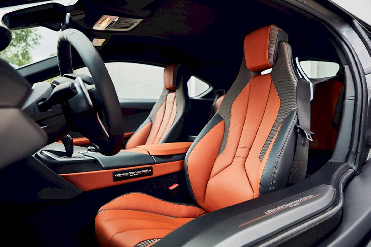 BMW i8 Ultimate Sophisto edición especial sofisticado interior