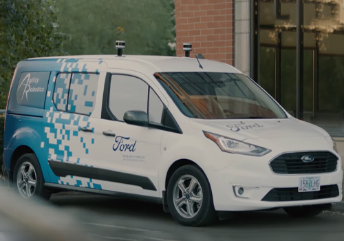 Digit trabaja en conjunto con vehiculo autonomos