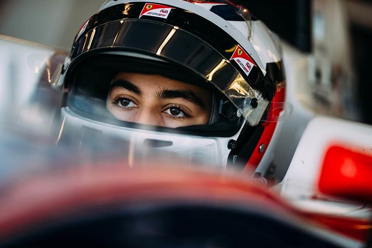 Ferrari Driver Academy busca mujeres piloto nuevos talentos