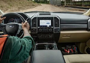 ford pass connect sistema de infoentretenimiento