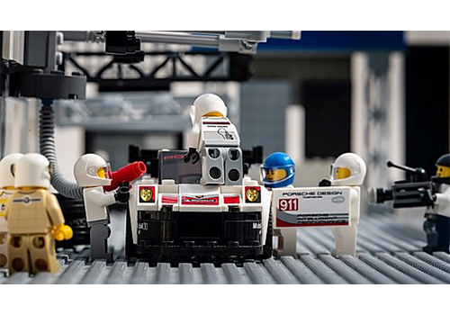 Fotografo de carreras recrea imagenes de Porsche pista de carreras