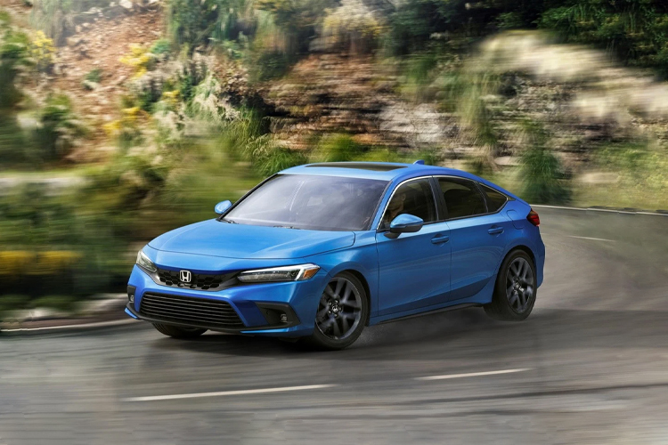 Honda Civic 2022 ahora híbrido y nueva variante Hatchback tecnología diseño innovaciones
