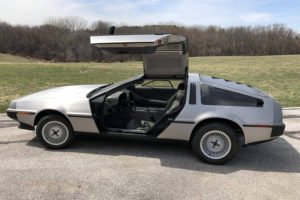 inspirado en Pony Concept Car. Delorean construido