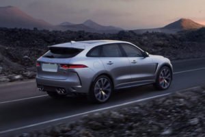 Jaguar F-Pace con sistema de infoentretenimiento