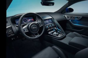 Jaguar F-Type 2020 sistema de infoentretenimiento