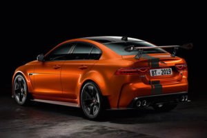 Jaguar XE SV Project 8 vehiculo color precio libras