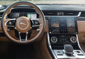 interior pantalla táctil