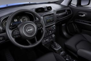 Jeep Renegade Impulse edición especial inspirado en la serie Loki carrocería acabados equipamiento