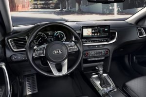 Kia XCeed híbrido enchufable sistema de infoentretenimiento