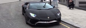 Lamborghini Aventador SV edicion especial modificado con recubrimiento de piedras Swarovski autos velocidad superdeportivo limitado a 600 unidades daria radionova vehiculo 2 millones de piedras swarovski autos de lujo presentacion calidad durabilidad rendimiento v12 motor lamborghini
