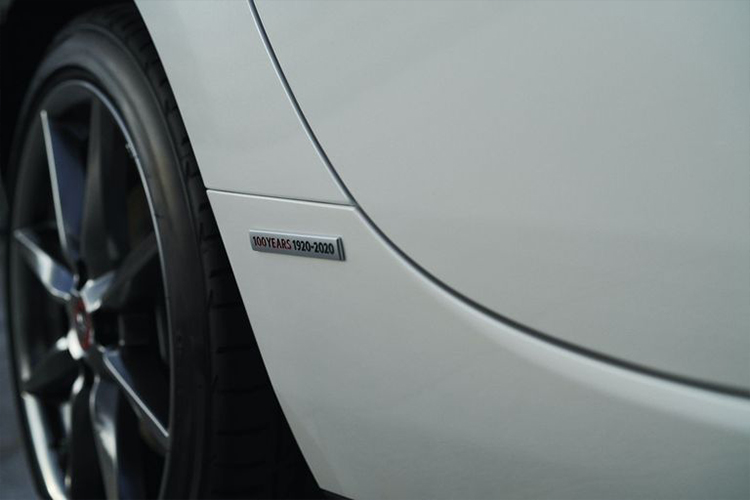 Mazda MX-5 edición especial emblemas