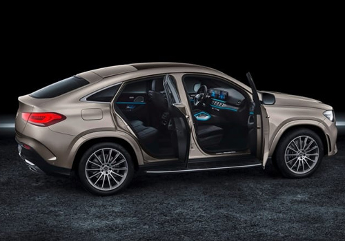Mercedes-Benz GLE Coupé puertas espacio en interior