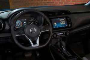 Nissan Kicks 2021 rediseñado llega a México sistema de infoentretenimiento