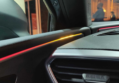 Nueva tecnología de Luz ambiental en el Seat León 2021 colores disponibles