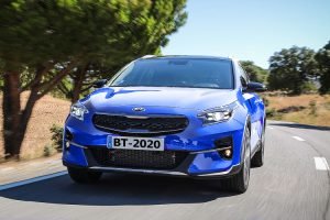 Nueva variante híbrida Kia Xceed PHEV ayudas a la conducción