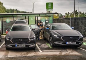 CX-30 vehiculo motor sistema