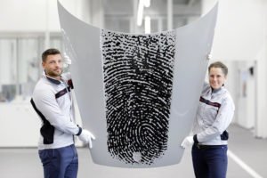 Porsche 911 huella dactilar en el cofre