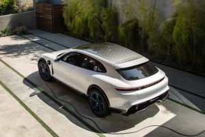 Porsche Taycan Cross Turismo vehiculo familiar