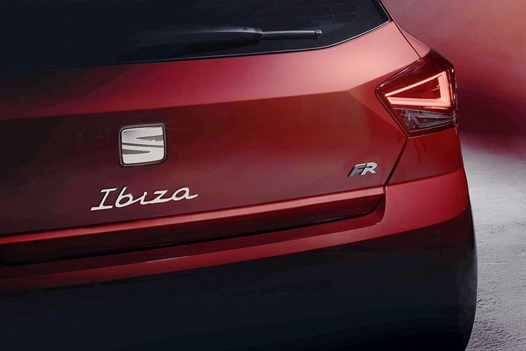 Seat Arona e Ibiza 2022 rediseñados diseño tecnología carrocería