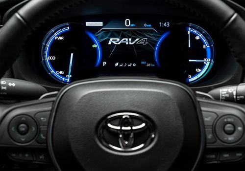 Toyota RAV4 Prime híbrido enchufable pantalla