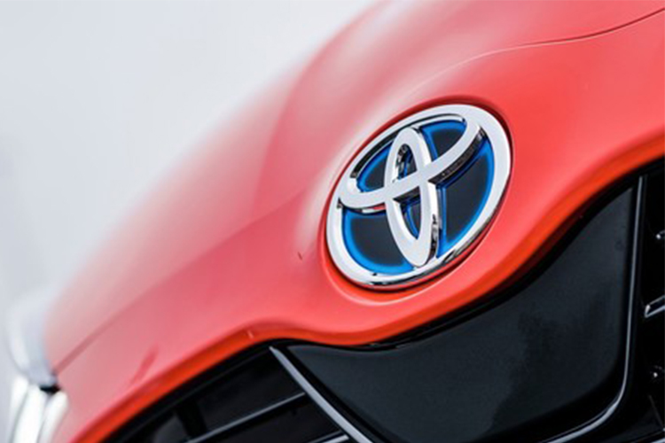 Toyota tendrá dos autos híbridos diseños