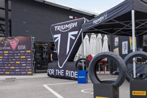 Triumph Coast 2 Coast carrera de motos competencia