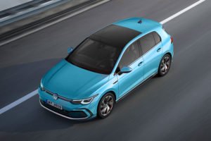 Volkswagen Golf 8 tamaño