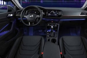 Volkswagen Jetta Startline 2020 variante de acceso sistema de infoentretenimiento