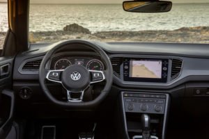 Cabrio sistema de infoentretenimiento