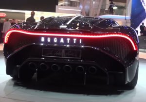 bugatti la voiture noire parte trasera
