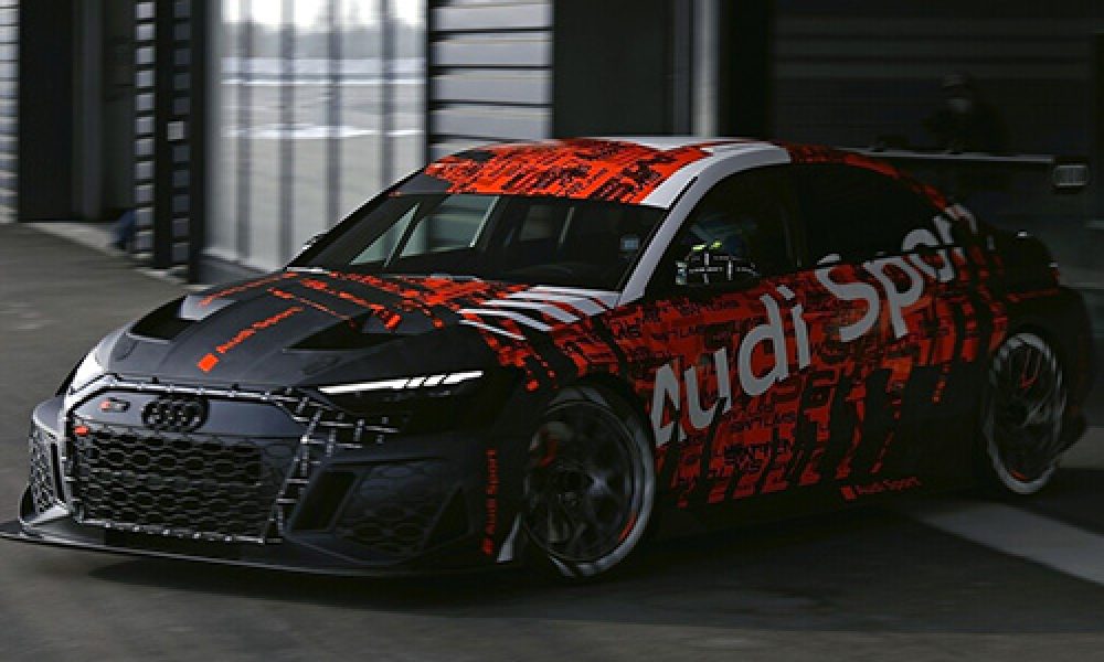 Audi RS 3 LMS coche de competición diseño innovaciones motor potencia rendimiento equipamiento