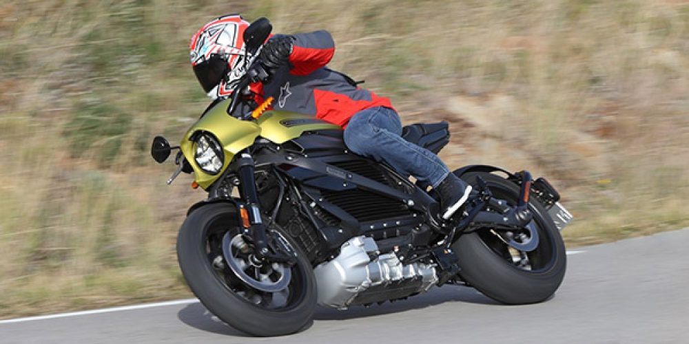 Harley-Davidson LiveWire, 100% eléctrica ¡No suena ni vibra!