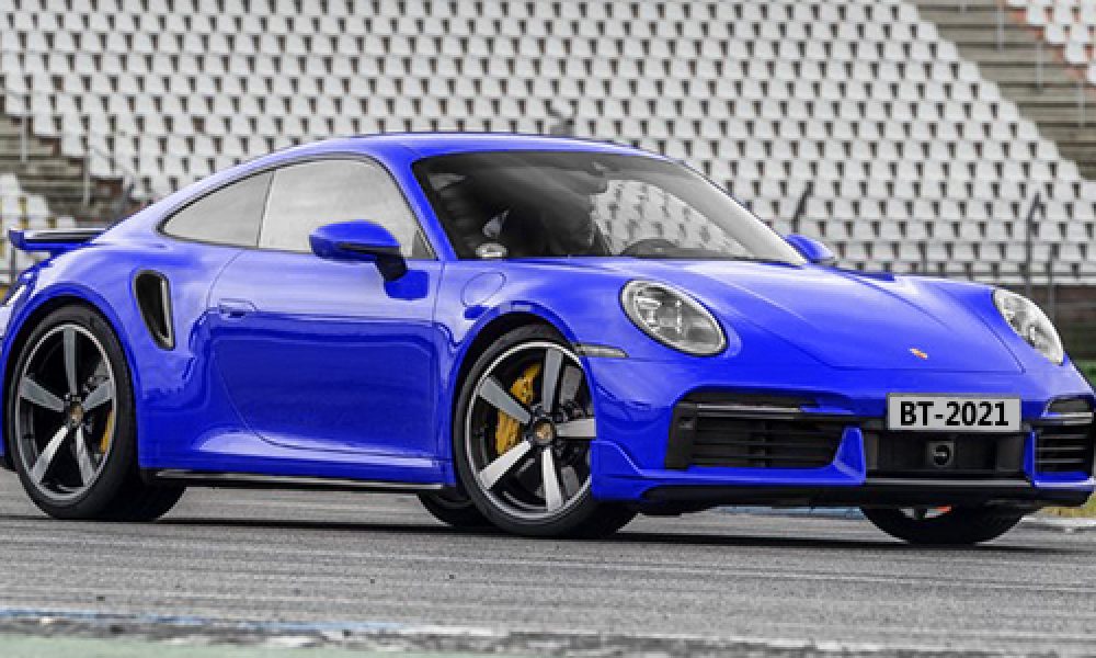 Siete generaciones del Porsche 911 Turbo compiten en una carrera