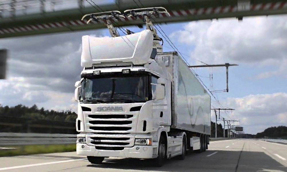 ehighway es la nueva autopista con linea para cargar camiones hibridos proyecto Siemens con el gobierno de Alemania camiones hibridos Scania ecologia seguridad clima efecto invernadero contaminacion sistema pantografos