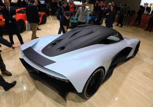 hypercar Aston Martin Valhalla con motor de la marca