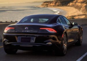 karma revero vista trasera