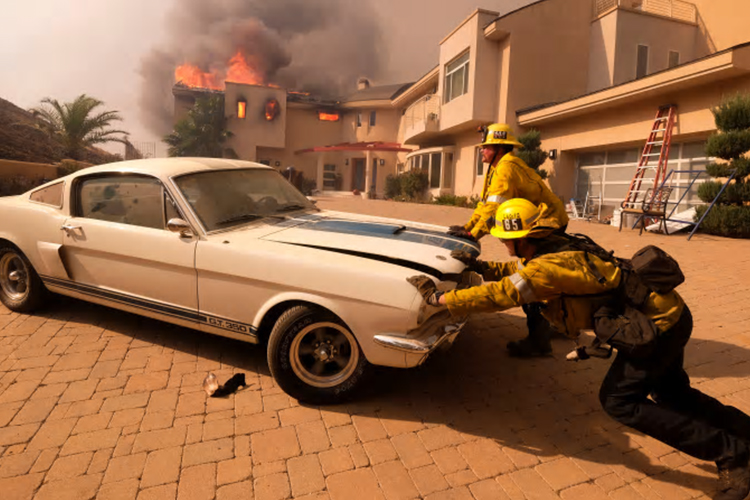 mustang t350 rescate incendio de malibu california