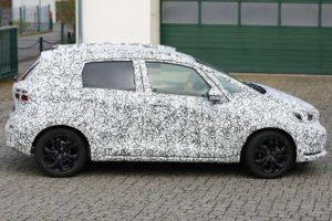 nuevo-honda-Fit-2020-con-camuflaje-y-disponible-en-version-hibrida