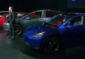 nuevo modelo y actualización de anteriores Tesla