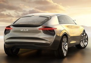 parte trasera del conceptcar de kia con 21 pantallas