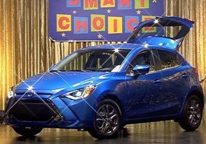 yaris comercial